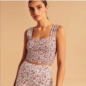 NWT Abercrombie & Fitch Cropped Square Neck Floral Tank